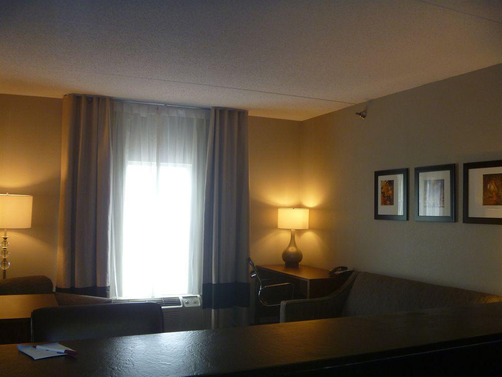 Comfort Suites Pineville - Ballantyne Area Dış mekan fotoğraf