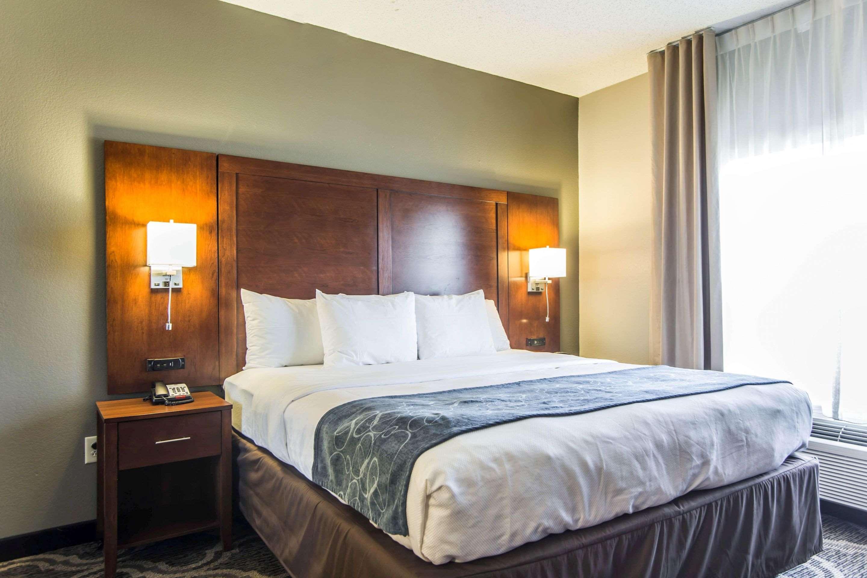 Comfort Suites Pineville - Ballantyne Area Dış mekan fotoğraf