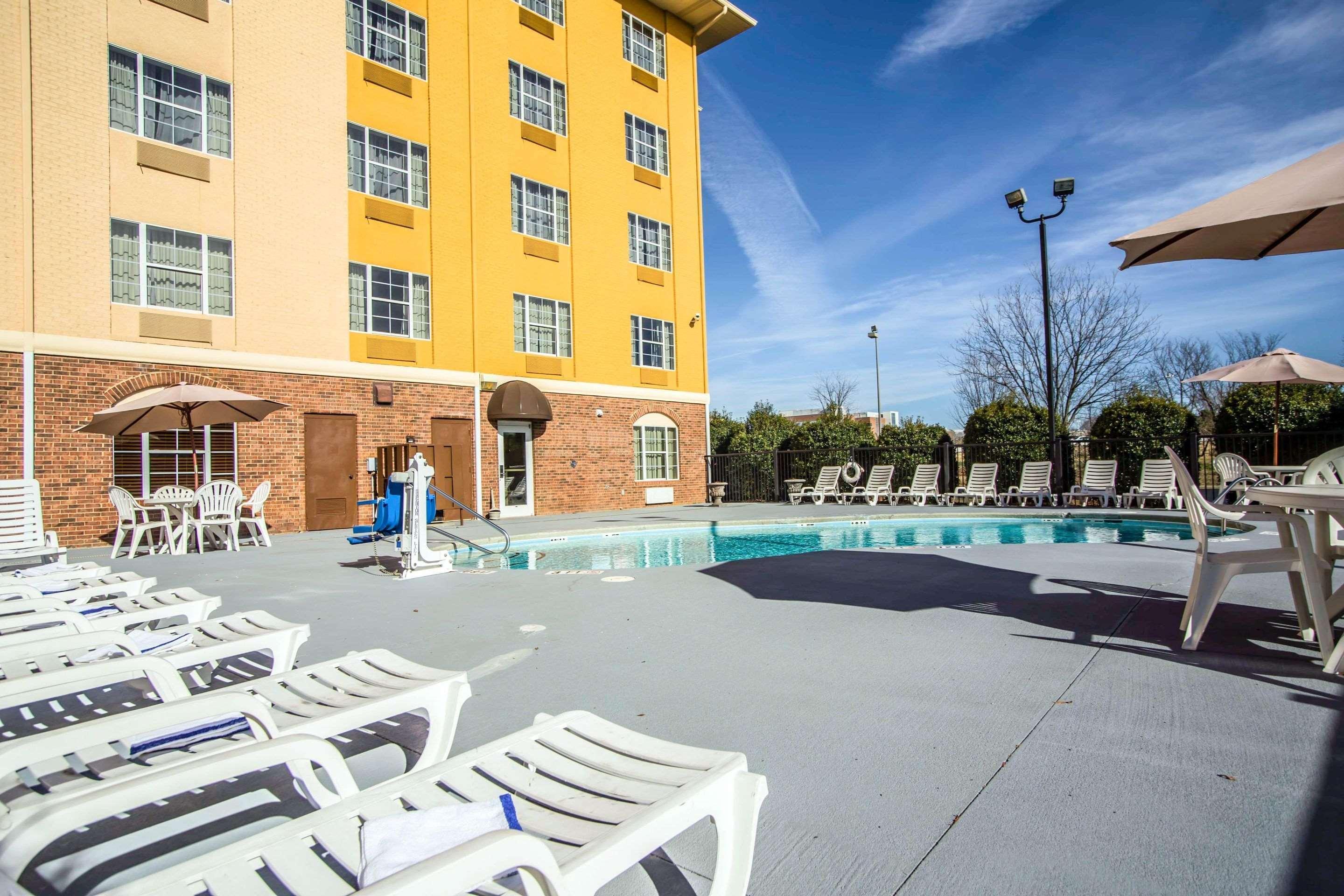 Comfort Suites Pineville - Ballantyne Area Dış mekan fotoğraf